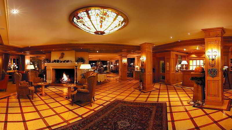 Superior Hotel Tirolerhof - เซลล์อัมเซ ภายนอก รูปภาพ