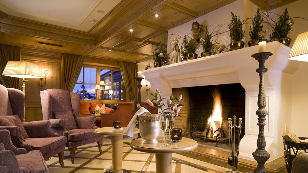 Superior Hotel Tirolerhof - เซลล์อัมเซ ภายนอก รูปภาพ